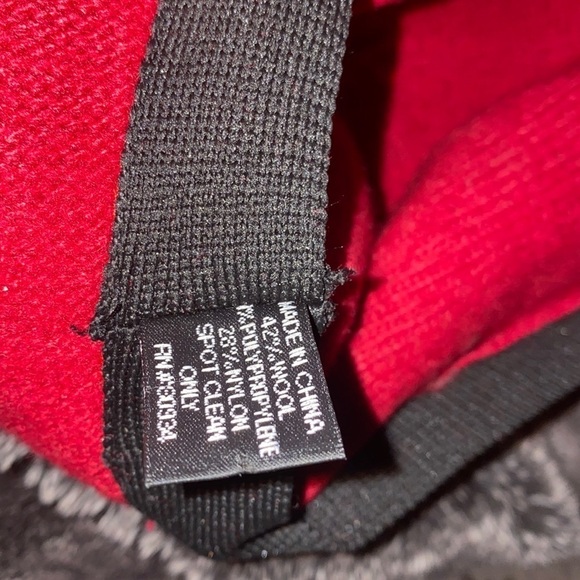 August hat company red  wool bucket hat - Picture 9 of 9